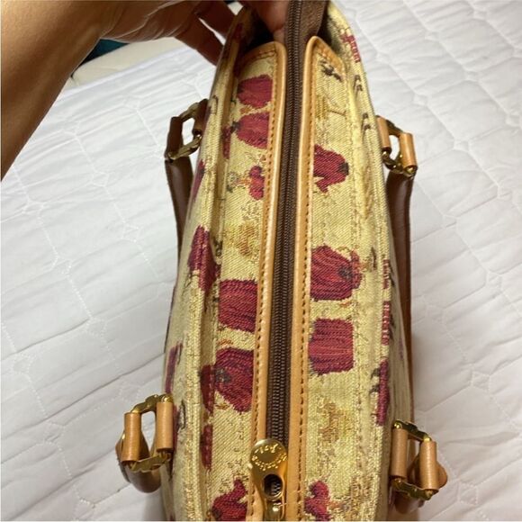 Gobelins Art Chic Designer Tote Bag - Red and Tan - Picture 11 of 15